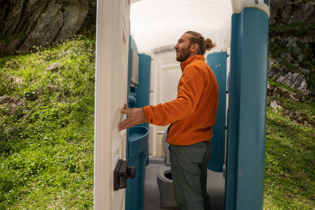 Best Luxury portable toilet rental  in Northwoods, MO